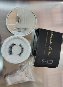 Magnetic Eyelashes With Applicator image 8